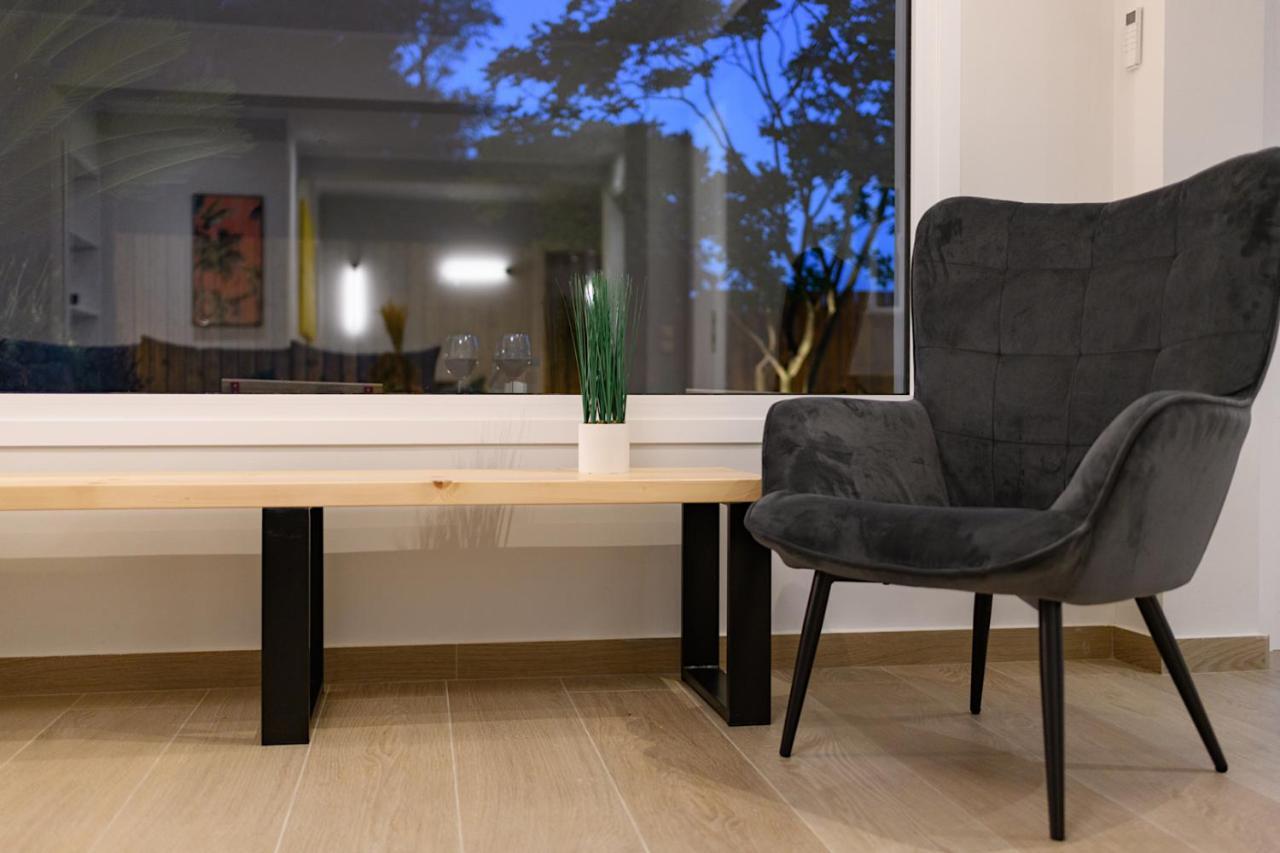 Antho'S Apartment Kanali  Ngoại thất bức ảnh